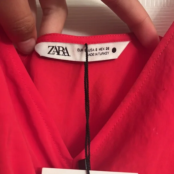 New red Zara mini dress - Picture 3 of 3